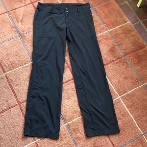 Black lightweight Patagonia pant
